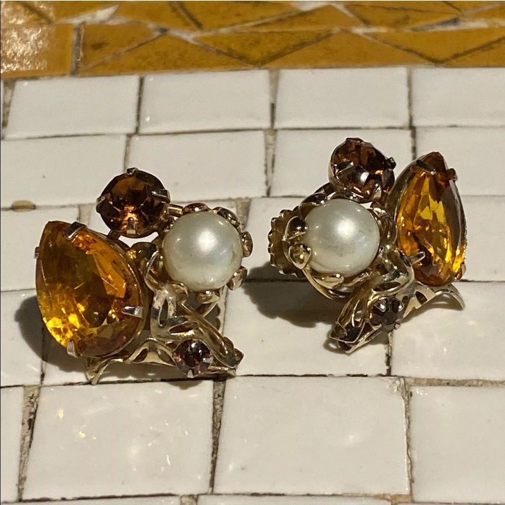 Vintage Costume Jewelry Clip-On Earrings